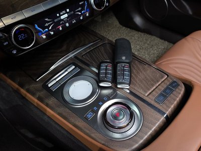GENESIS G80 (RG3) - 9