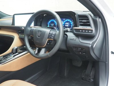 TOYOTA CROWN SPORT - 10