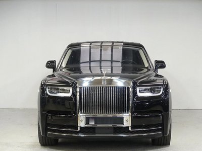 ROLLS-ROYCE PHANTOM - 4