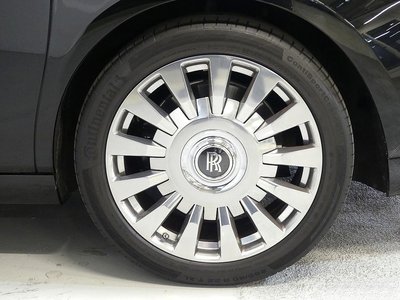 ROLLS-ROYCE PHANTOM - 3