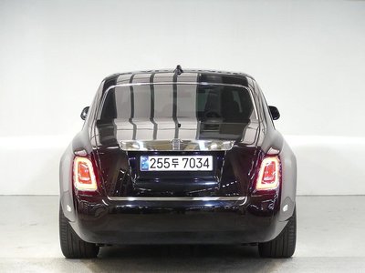 ROLLS-ROYCE PHANTOM - 2