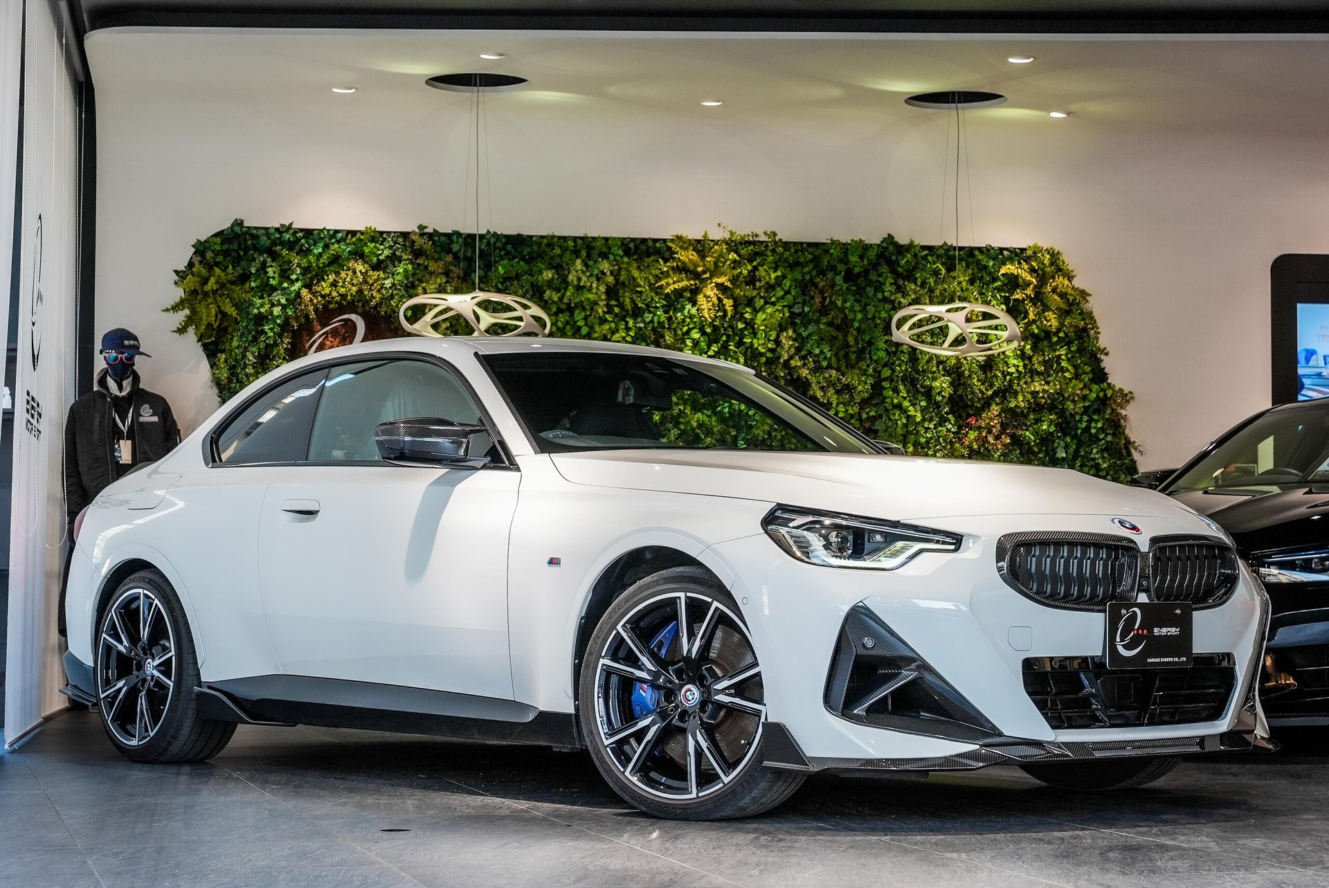 BMW 2 SERIES COUPE - View 1