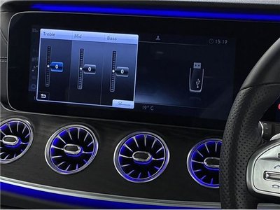 صورة 10 لـ 2019 Mercedes-BENZ E-CLASS