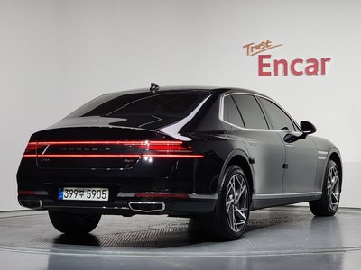 صورة 2 لـ 2022 Genesis G90 (RS4)