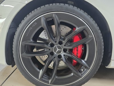 MERCEDES-BENZ E-CLASS - 6