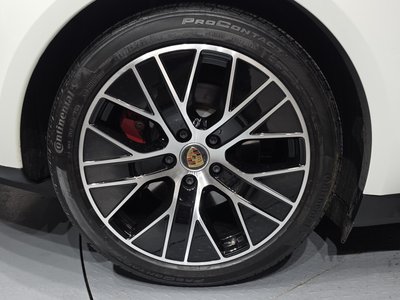 2021 Porsche TAYCAN 照片 6