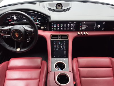 2021 Porsche TAYCAN 照片 5