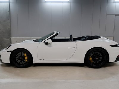 PORSCHE 911 CABRIOLET - 10