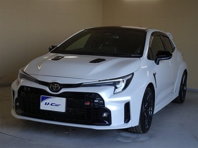 2023 Toyota GR COROLLA photo 1