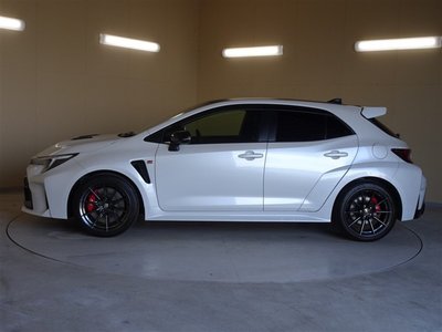 2023 Toyota GR COROLLA photo 2