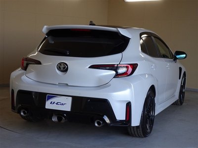 2023 Toyota GR COROLLA photo 3