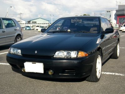 NISSAN SKYLINE COUPE