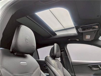 2025 Mercedes-BENZ GLC AMG 照片 10