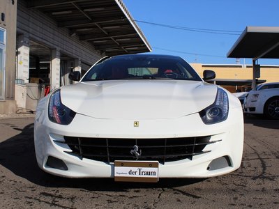 FERRARI FF - 3
