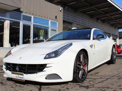 FERRARI FF - 4