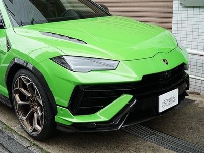 LAMBORGHINI URUS - 8