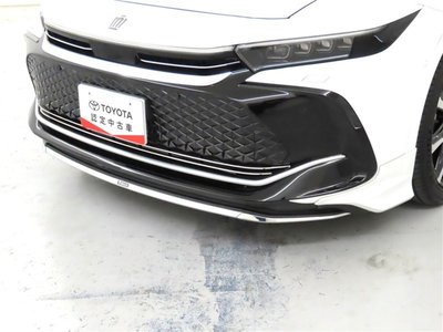 TOYOTA CROWN CROSSOVER - 8