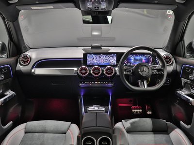 MERCEDES-BENZ GLB - 2