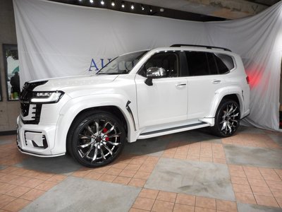 TOYOTA LAND CRUISER 300 - 4