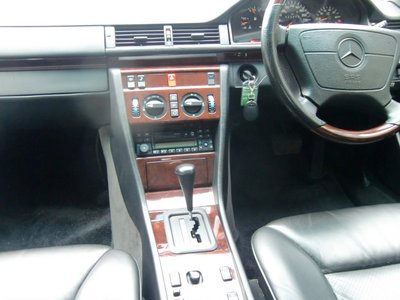 صورة مصغرة 18 لـ 1994 Mercedes-BENZ E-CLASS