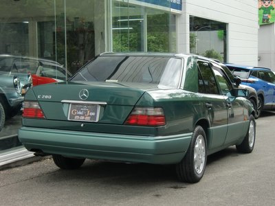 صورة 3 لـ 1994 Mercedes-BENZ E-CLASS