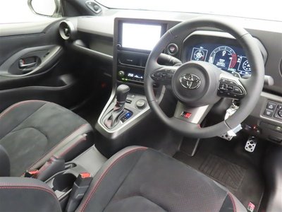 TOYOTA GR YARIS - 8