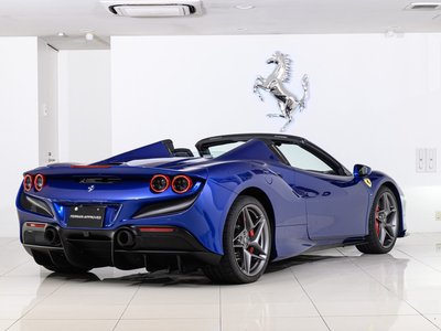 FERRARI F8 SPIDER - 6