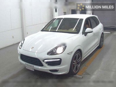 PORSCHE CAYENNE - 4