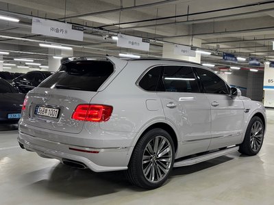 2017 BENTLEY BENTAYGA 照片 4