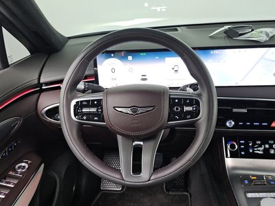 2024 Genesis GV70 thumbnail 19