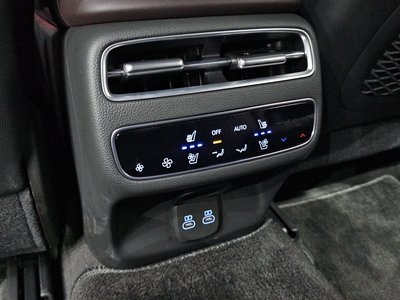 2024 Genesis GV70 thumbnail 30