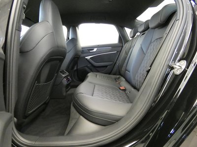 صورة مصغرة 94 لـ 2025 AUDI S6