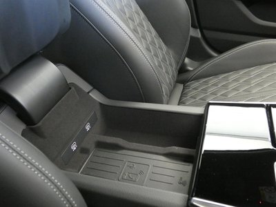 صورة مصغرة 99 لـ 2025 AUDI S6