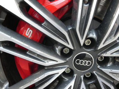 صورة مصغرة 112 لـ 2025 AUDI S6