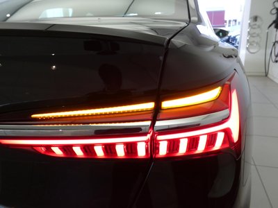 صورة مصغرة 31 لـ 2025 AUDI S6