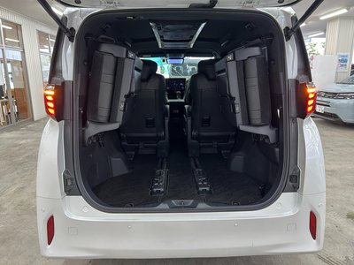 2024 Toyota ALPHARD thumbnail 31