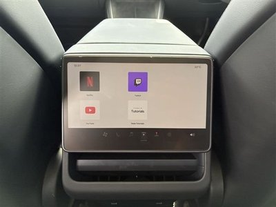 2025 Tesla MODEL Y thumbnail 25