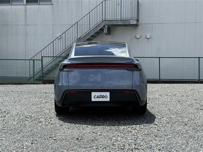 صورة 7 لـ 2025 Tesla MODEL Y