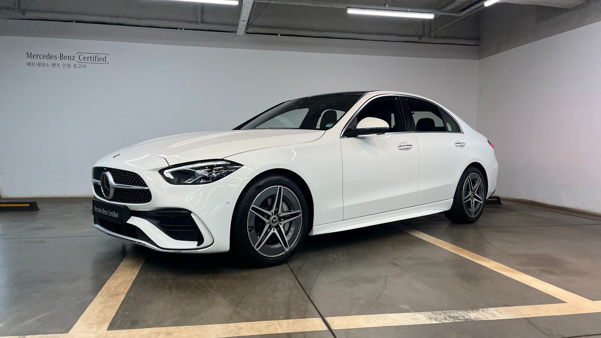 MERCEDES-BENZ C-CLASS - View 1