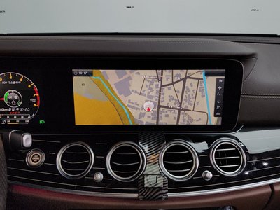 2017 Mercedes-BENZ E-CLASS — миниатюра 12