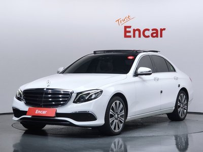 2017 Mercedes-BENZ E-CLASS 照片 1