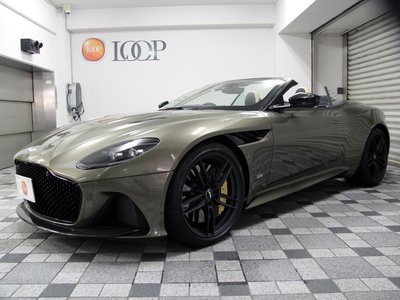 ASTON MARTIN DBS SUPERLEGGERA VOLANTE - 1