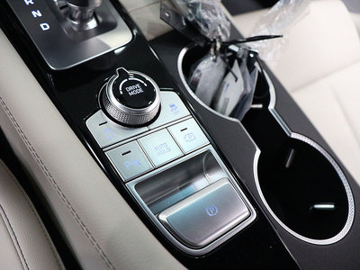 2025 Genesis THE NEW G70 SHOOTING BRAKE photo 10