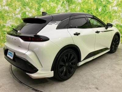 2024 Toyota CROWN SPORT photo 3