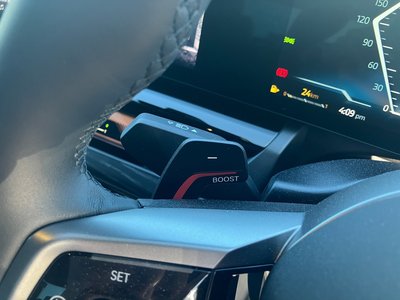 صورة مصغرة 28 لـ 2025 BMW 5 SERIES