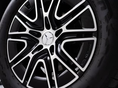 MERCEDES-BENZ G-CLASS - 2