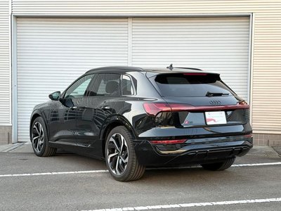 AUDI Q8 E-TRON - 4