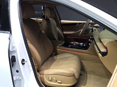 2024 Genesis G80 (RG3) thumbnail 11