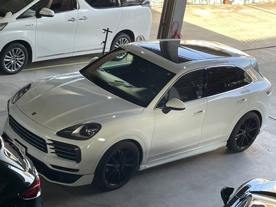 2018 Porsche CAYENNE — миниатюра 11