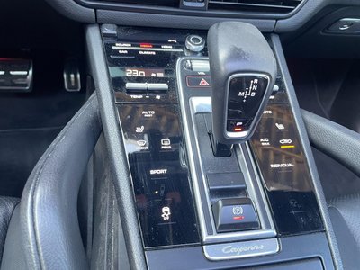 2018 Porsche CAYENNE — миниатюра 19